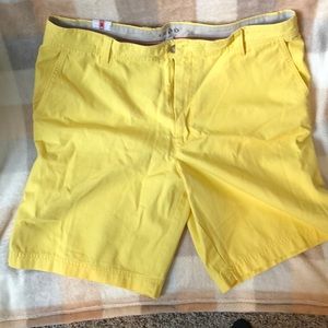 Izod saltwater shorts
